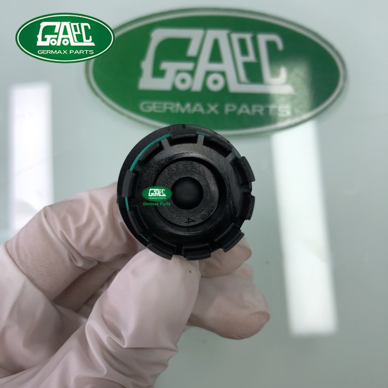 GL2989 Crankshaft Front Cap Plug LR135858 LR091801 LR116637 LR135851 Land Rover New Range Rover Evoque 2019-2021 Range Rover Vogue 2013-2017 Range Rover Sport 2014-2017 Discovery Sport 2015-2017 Discovery 5 2017-2020 New Defender 2020 Range Rover Velar 2017-2020