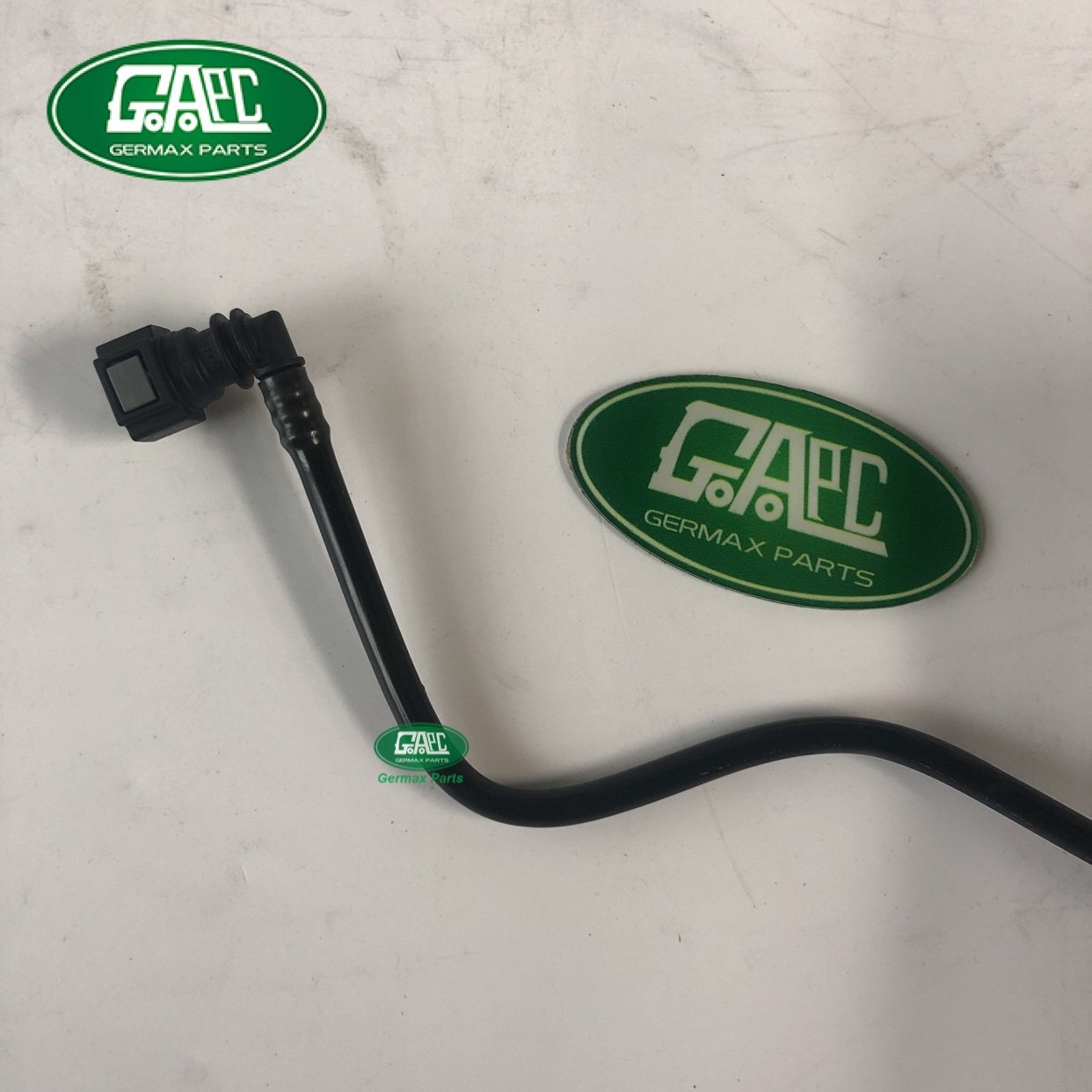 GL3121 Engine Coolant Overflow Hose LR100554 Land Rover Range Rover Vogue 2013-2017 Range Rover Sport 2014-2017 Discovery 5 2017-2020