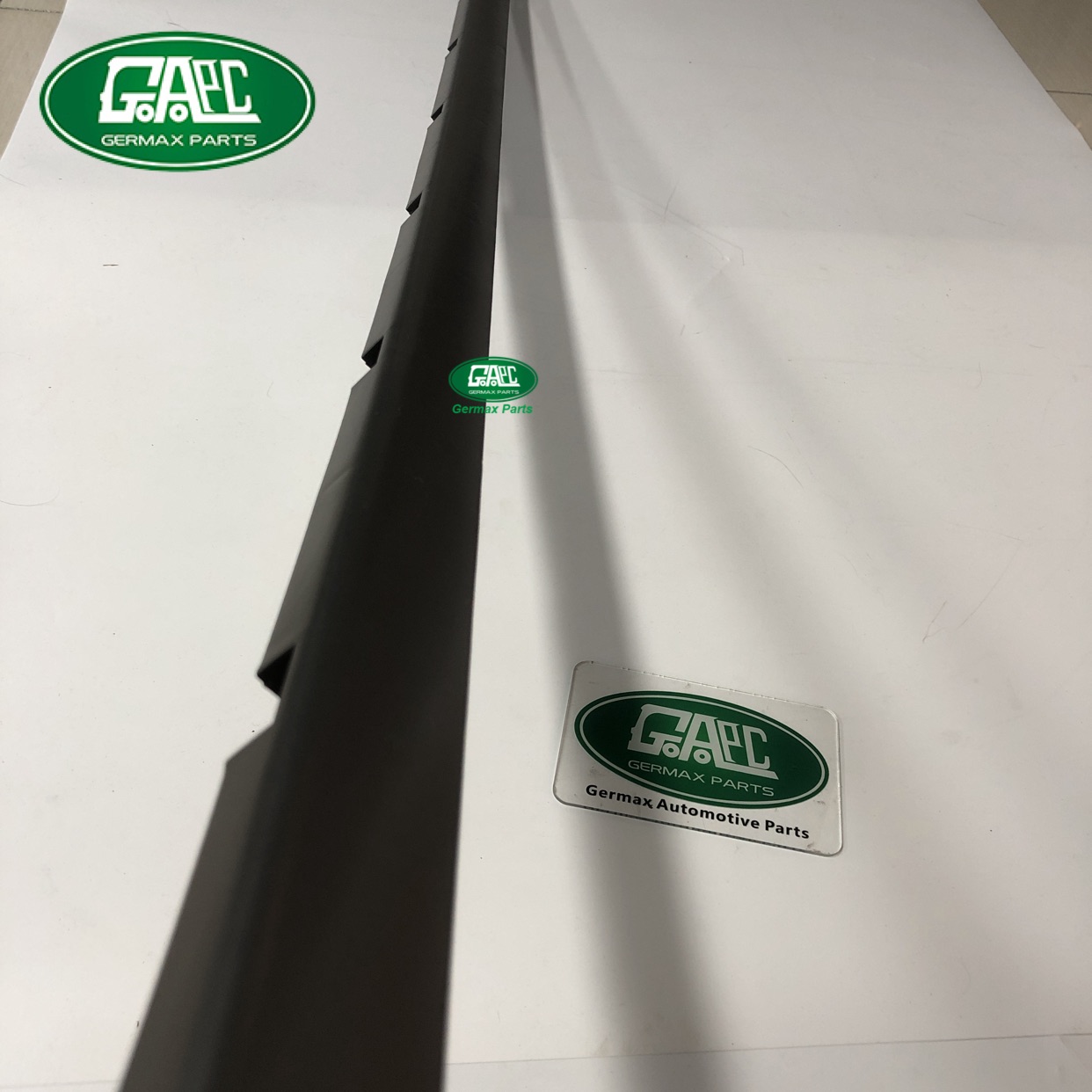 side step running board moulding insert vub001310 left gl3609 land rover range rover vogue 2002 2012