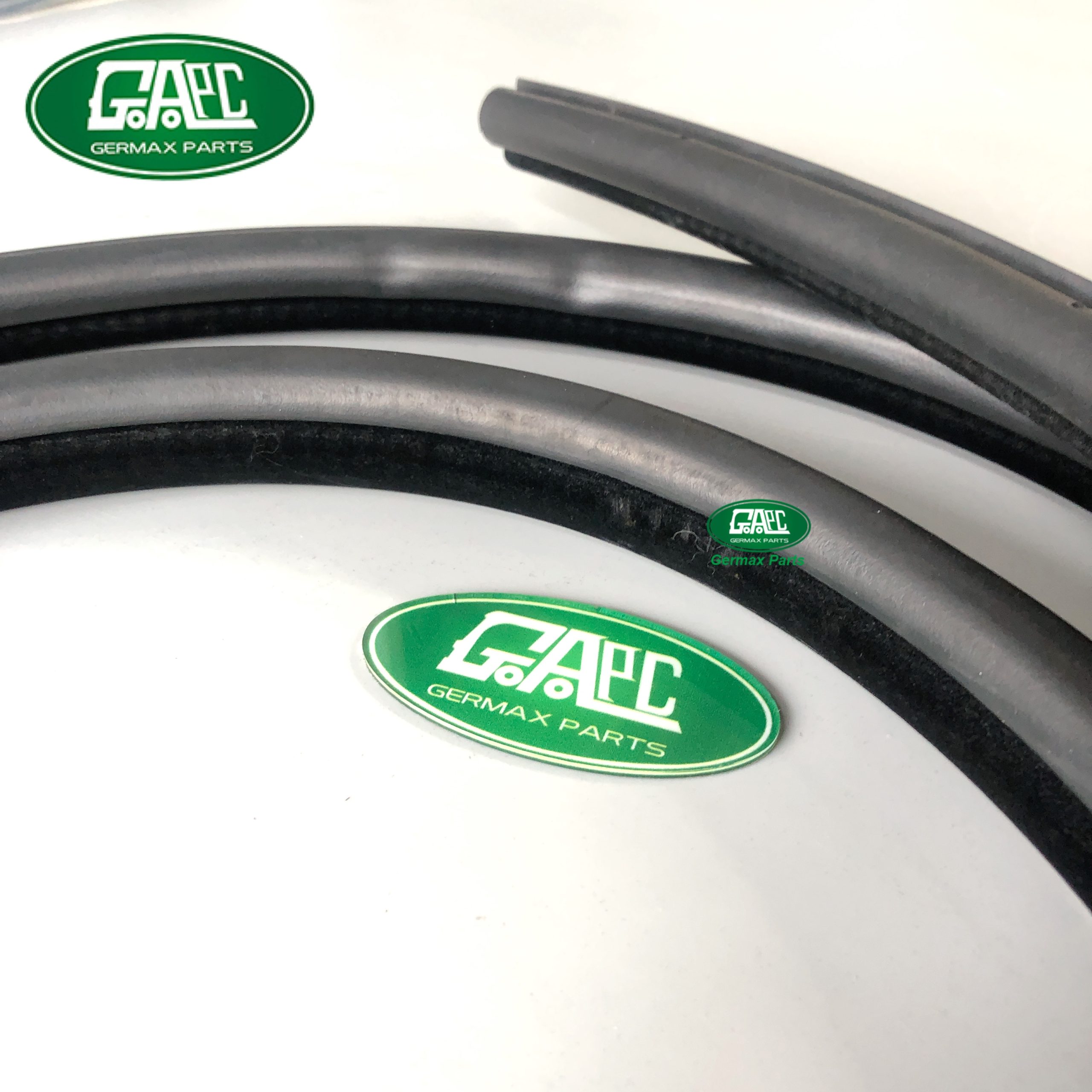 GL4696 Door Seal Land Rover Discovery 3 2005-2009 Discovery 4 2010-2016 LR044299 LR037756 CGE500390