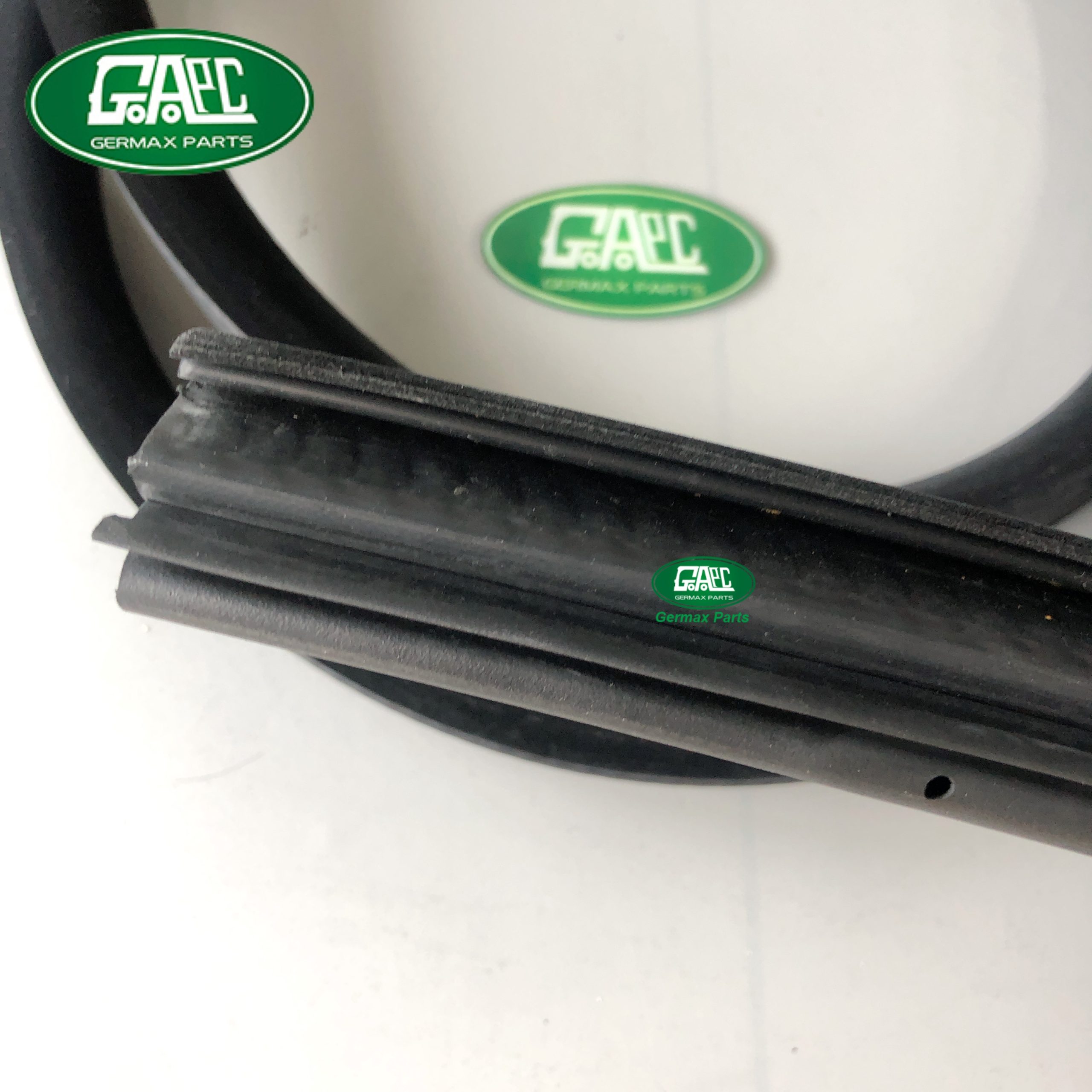 GL4696 Door Seal Land Rover Discovery 3 2005-2009 Discovery 4 2010-2016 LR044299 LR037756 CGE500390